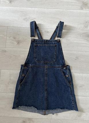 Джинсовий комбінезон bershka