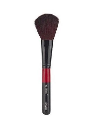 Кисть для макияжа salon professional № 502в