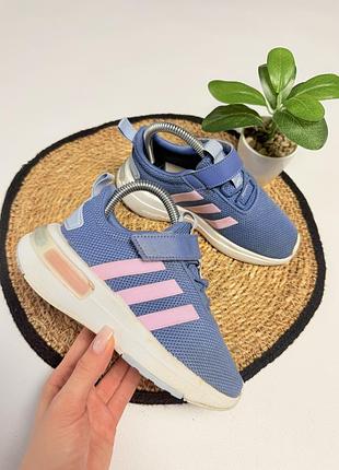 Кросівки adidas для дівчинки