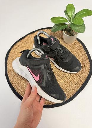 Кросівки nike для дівчинки