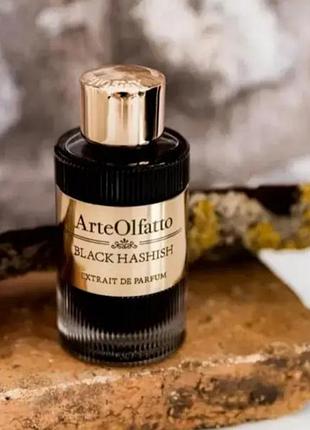 Парфюм black hashish от бренда arte olfatto