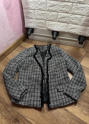 Піджак твідовий