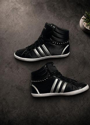 Кросівки adidas,оригінальні