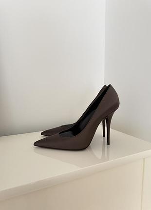 Туфлі saint laurent 39,5