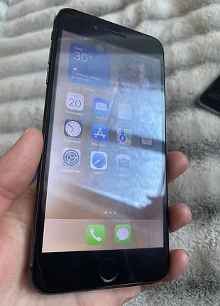 Iphone 8 plus.в подарунок 2 чохли 3