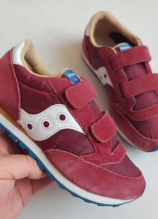 Кросівки saucony  p35 довжина устілки по факту 22см