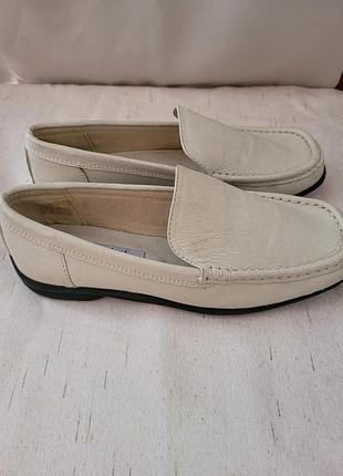 Продам лофери 38р
