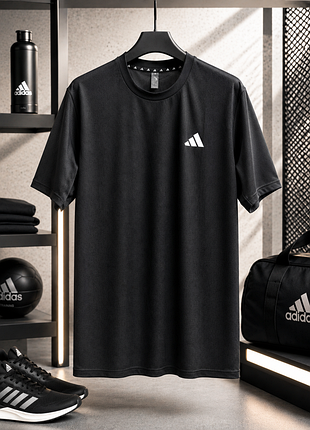 Спортивная футболка от adidas s