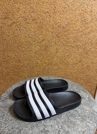 Шльопанці / сланці adidas adilette (38 р)