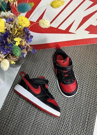 Оригінальні кросівки nike