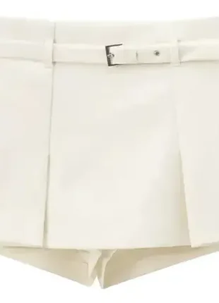 Молочна спідниця-шорти з паском від бренду zara