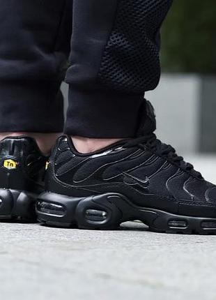 Кросівки для хлопця nike оригінал. в ідеальному стані, розмір 36, стелька 23 см