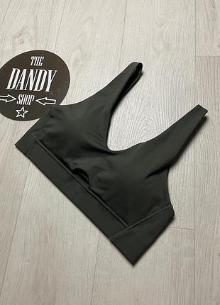 Женский спортивный топ nike dri-fit, размер m