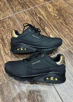 Кросівки skechers р-39
