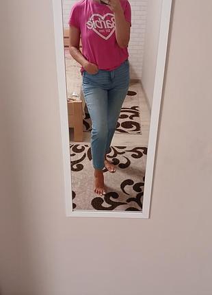 Джинси mom slim bershka