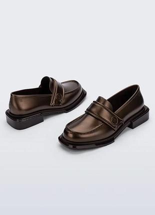 Лофери melissa. оригінал