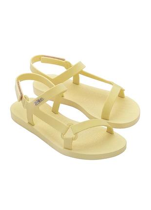 Сандалі melissa. оригінал.