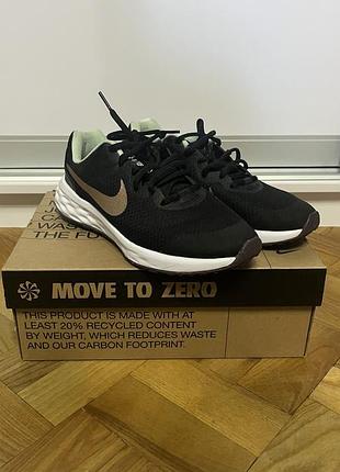 Кросівки nike revolution 6