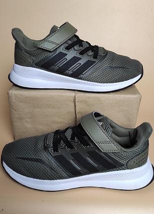 Кроссовки адедас adidas р.30,5 длина стельки 19,5 см.