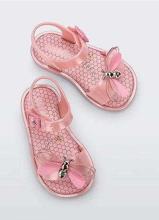 Mini melissa.