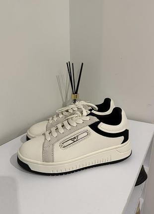 Шкіряні кросівки emporio armani, 36 розмір