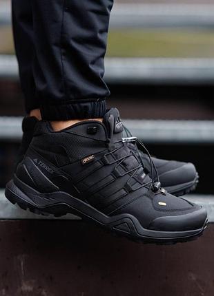 Terrex fast r mid gore-tex triple black