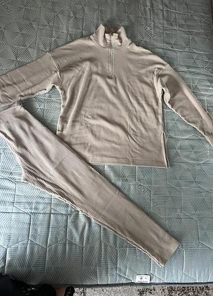 Продам жіночий костюм