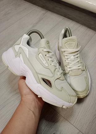 Кросівки adidas