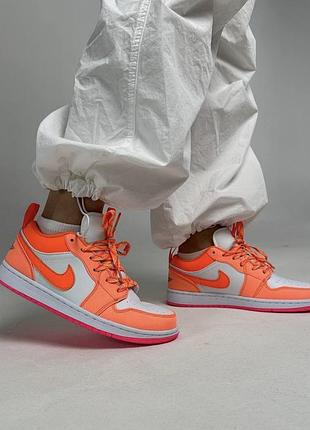 Жіночі кросівки nike jordan 1 low utility crimson pluse total orange white premium