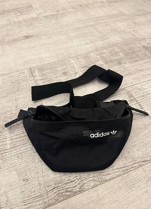 Поясна сумка - бананка adidas originals future waistbag