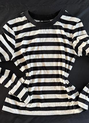 Zara лонгслів полосатий розміру с/м