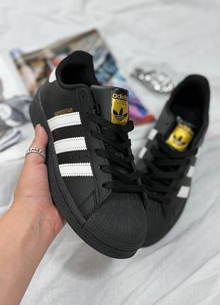 Adidas superstar black