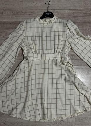 Сукня бренду fashionista