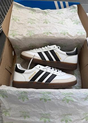 Spezial handball white black