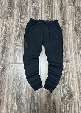 Спортивні штани nike tech fleece
