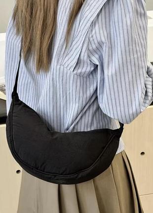 Сумка uniqlo round mini shoulder bag (чёрная)