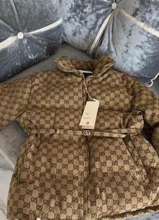 Куртка gucci з логотипом (розмір s)