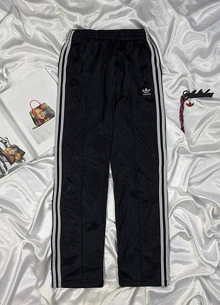 Штани adidas