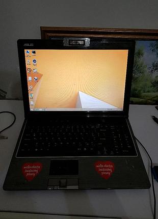 Торг. недорогой громкий ноут с веб-камерой asus, тянет фильмы онлайн 1080