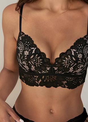 Бралет жіночий чорний з бежевим мереживний hunkemoller