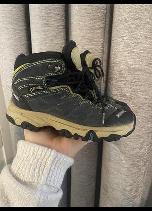 Черевики meindl з мембраною gore-tex