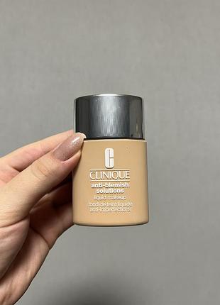 Clinique anti-blemish solutions liquid makeup тональний крем для проблемної шкіри відтінок cn 28 ivory (vf)
