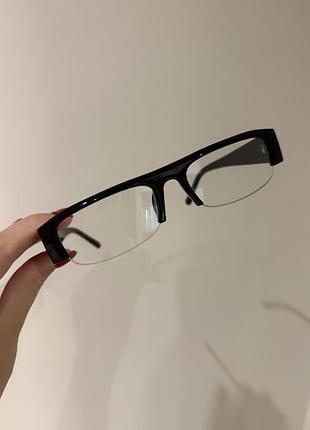 Окуляри у стилі miu miu