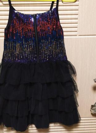 Ошатне дитяче плаття паєтки