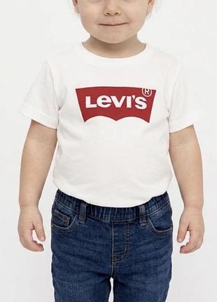 Нова футболка levi’s  розмір 98 см (36 міс.)