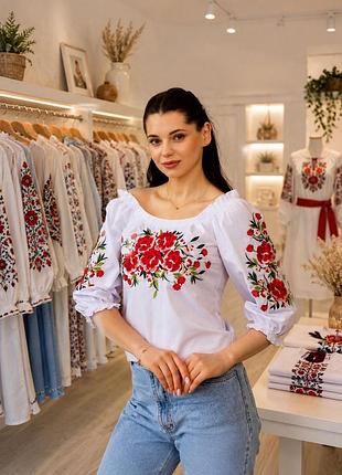 Женская вышиванка m