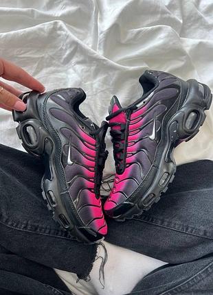 Nike air max tn plus black pink