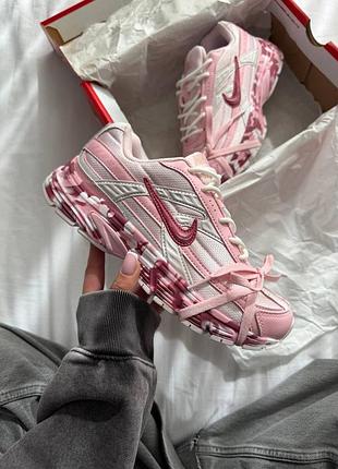 Nike initiator custom pink