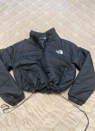 Чорна куртка the north face