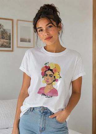 Біла жіноча футболка з яскравим принтом 🌸🍋